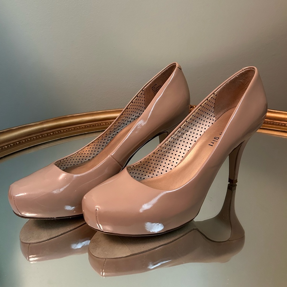Madden Girl pumps